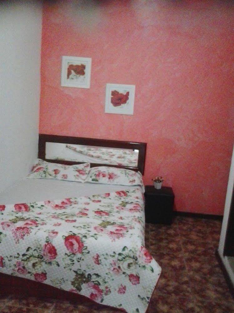Pensão Flora 3*